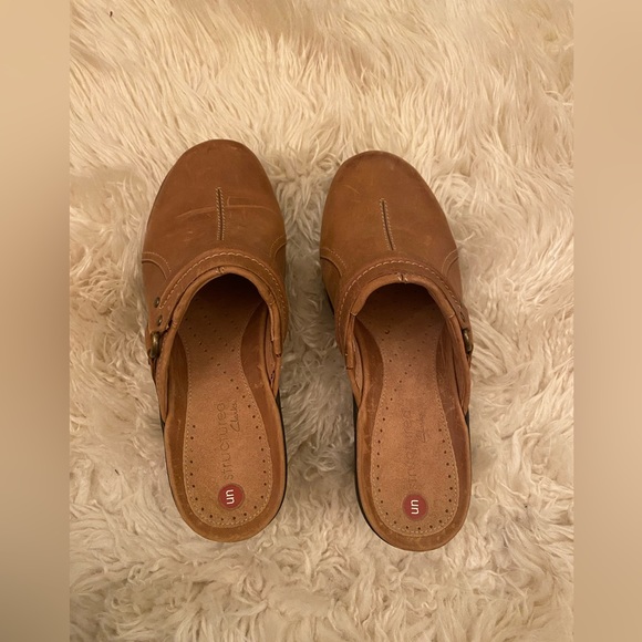 ⭐️ Clark’s Lightweight Slide Slip On Brown size 6 - Picture 4 of 7